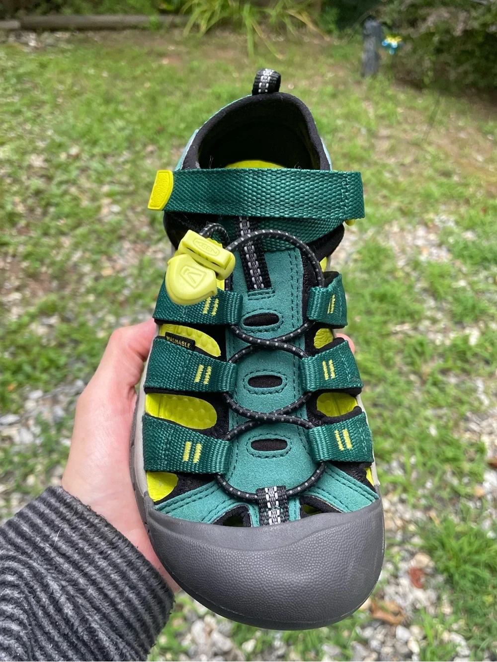 Keen Newport H2 Sandals Size 4 Big Kids